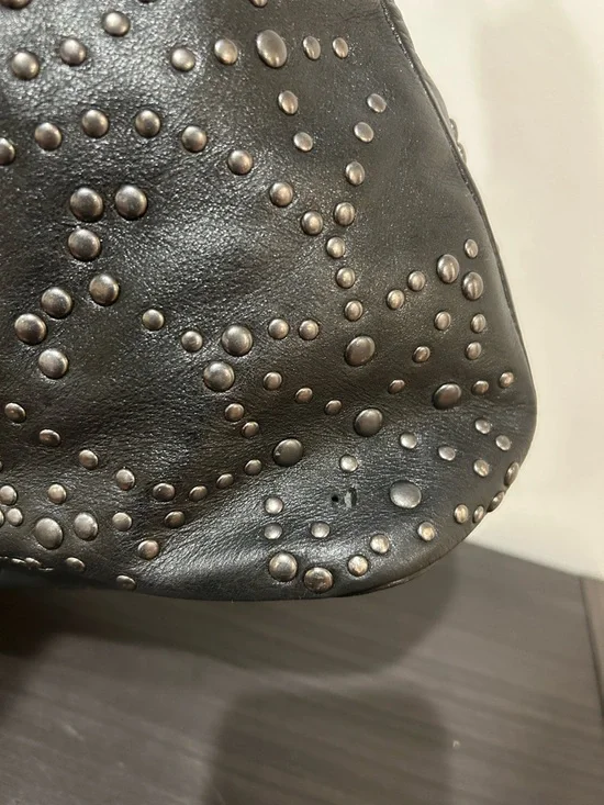 Coach Celeste Convertible Studded
Hobo bag in black leather EUC - Picture 13 of 13